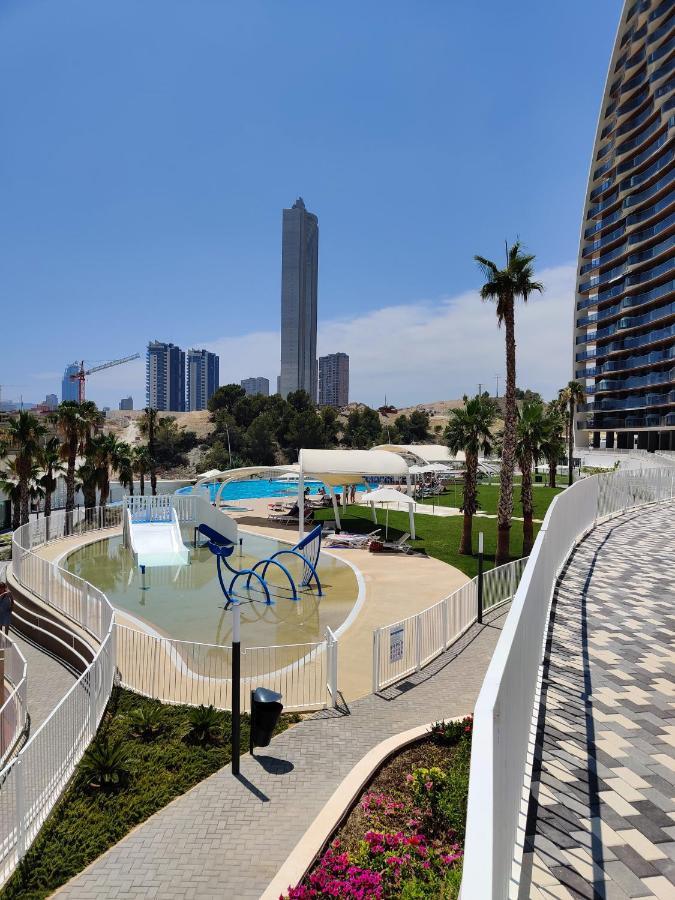 Sunset Waves Sea View Apartments Бенидорм Екстериор снимка