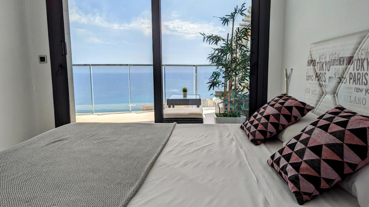 Sunset Waves Sea View Apartments Бенидорм Екстериор снимка