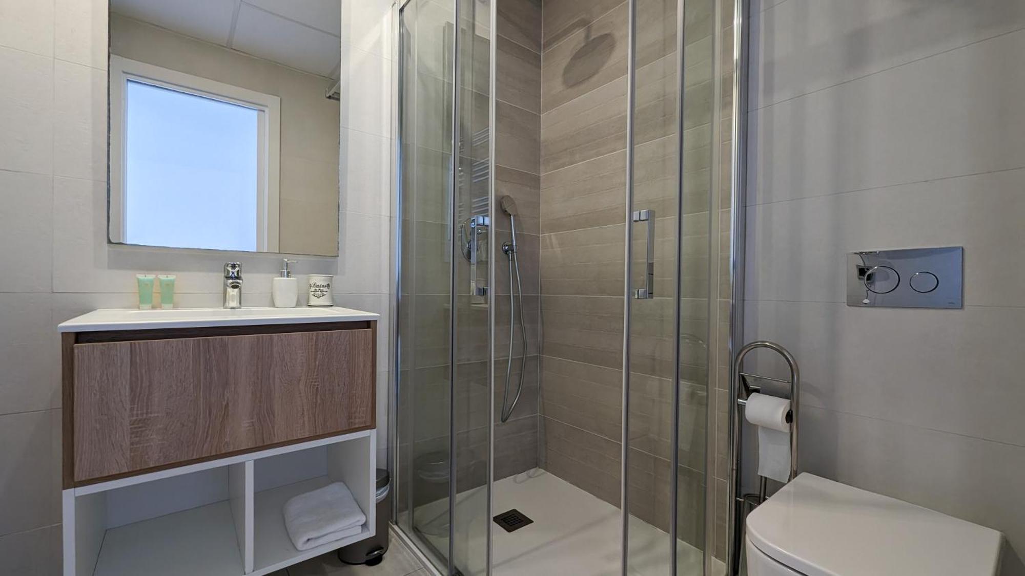 Sunset Waves Sea View Apartments Бенидорм Екстериор снимка