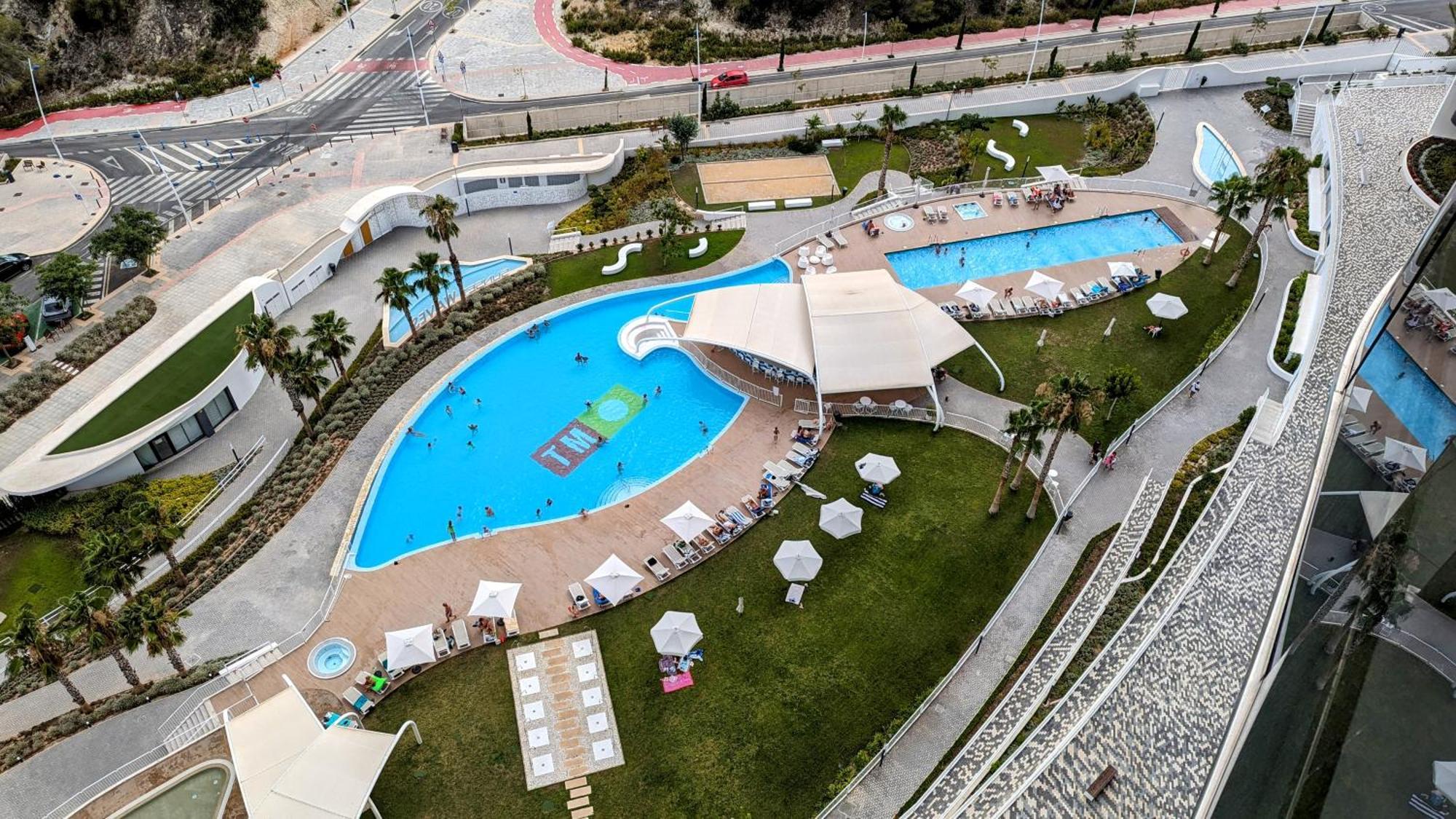 Sunset Waves Sea View Apartments Бенидорм Екстериор снимка